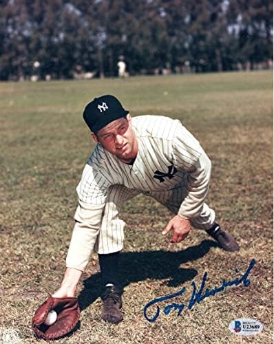 טומי הנריך עם חתימה בניו יורק ינקי 8x10 צילום בקט מאומת - תמונות MLB עם חתימה